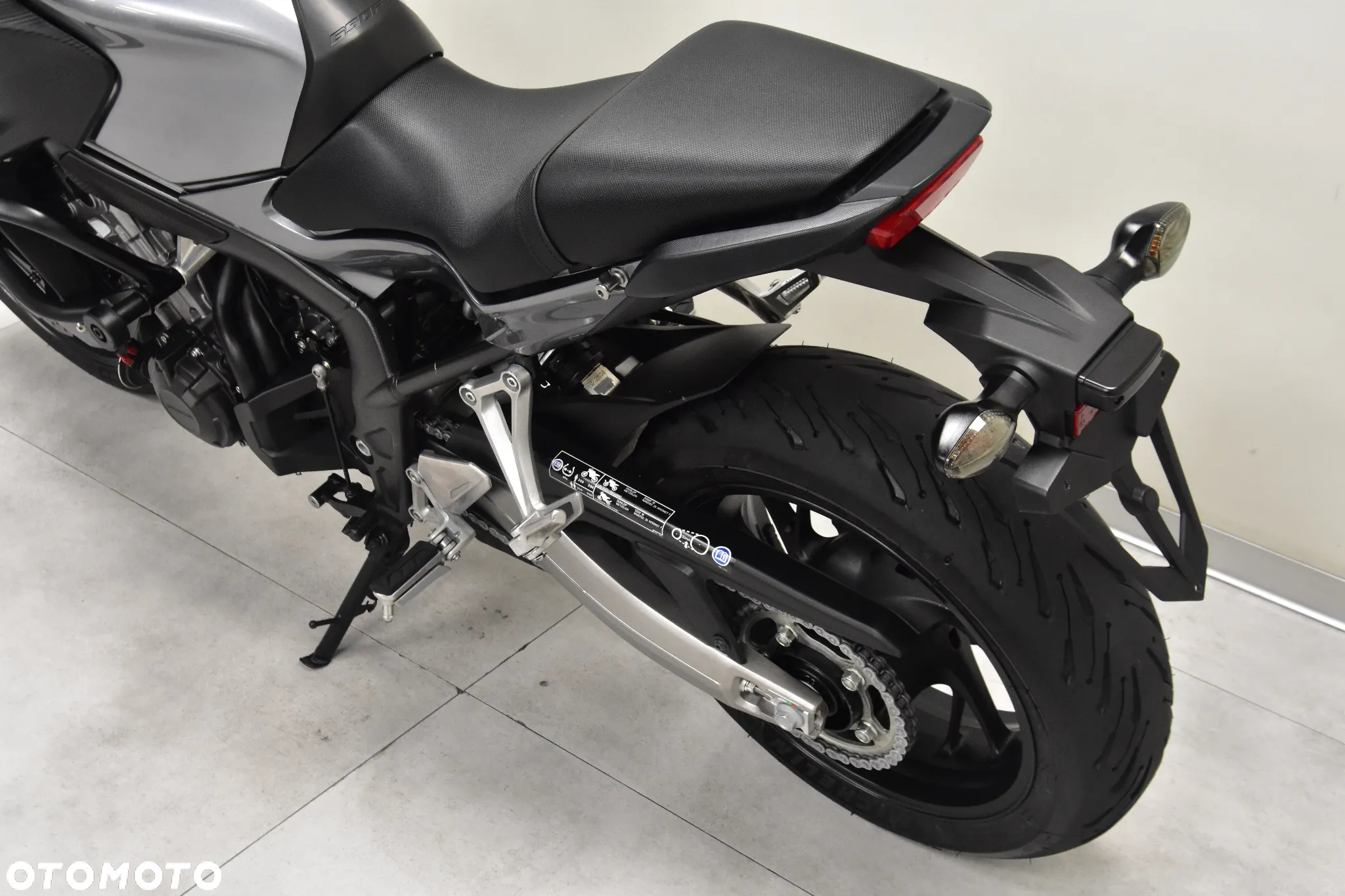 Honda CB - 18
