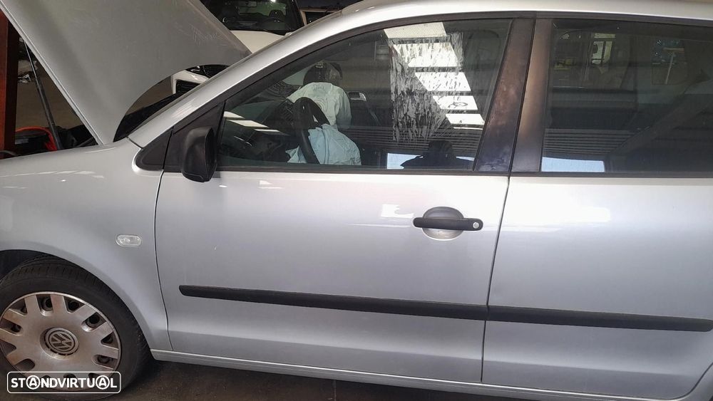 Porta frente esquerda VOLKSWAGEN Polo (9N) - 1
