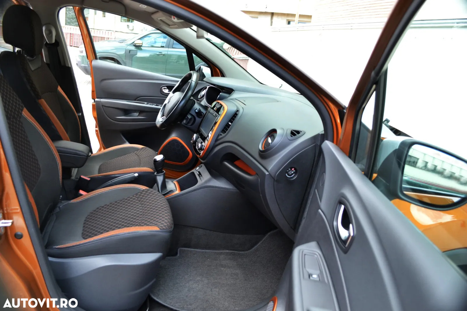Renault Captur (ENERGY) TCe 90 INTENS - 14