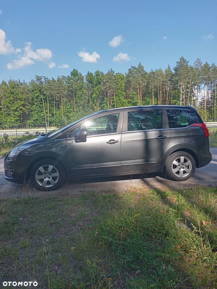 Peugeot 5008 1.6 Trendy - 3