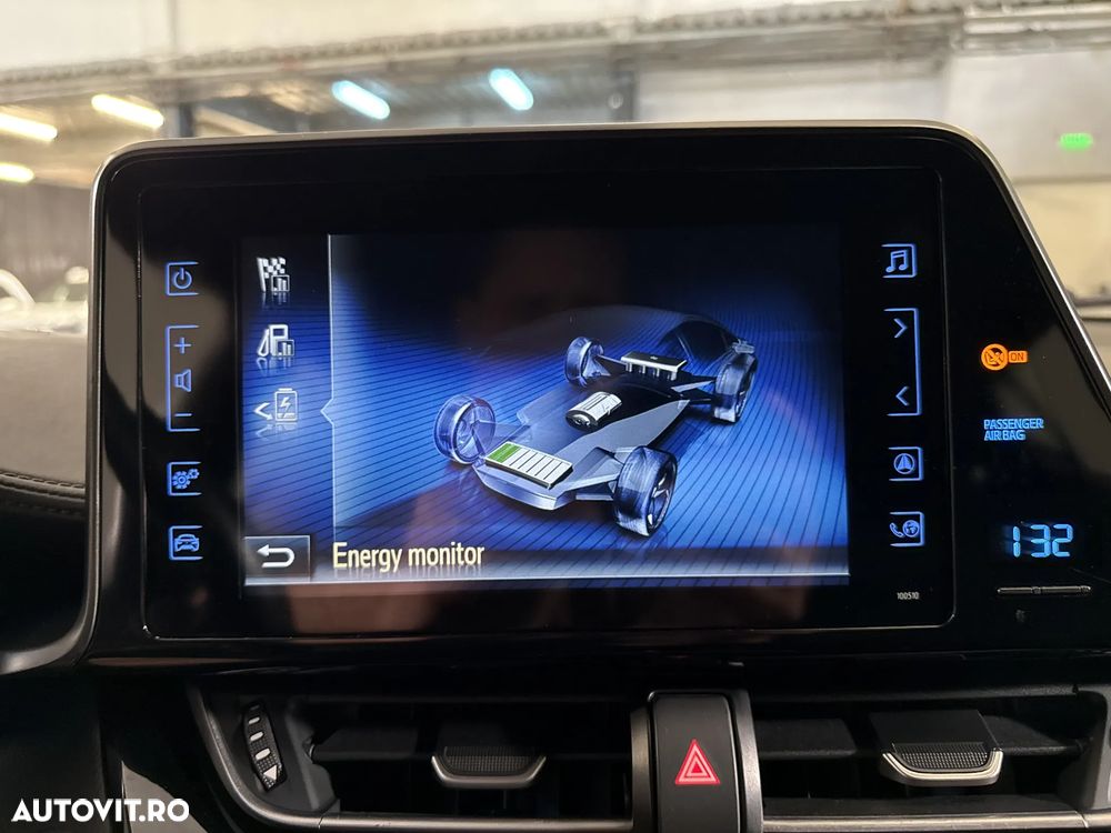 Toyota C-HR - 21