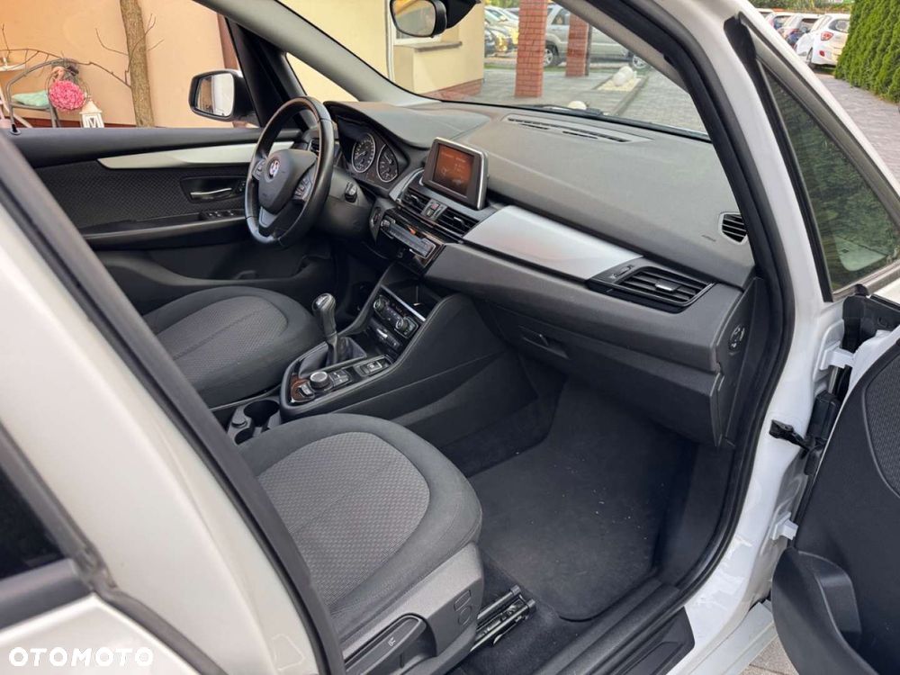 BMW Seria 2 - 11