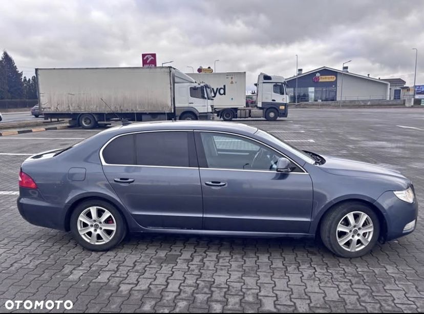 Skoda Superb - 2