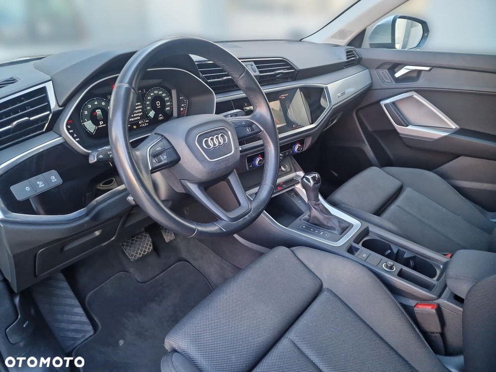 Audi Q3 Sportback - 9