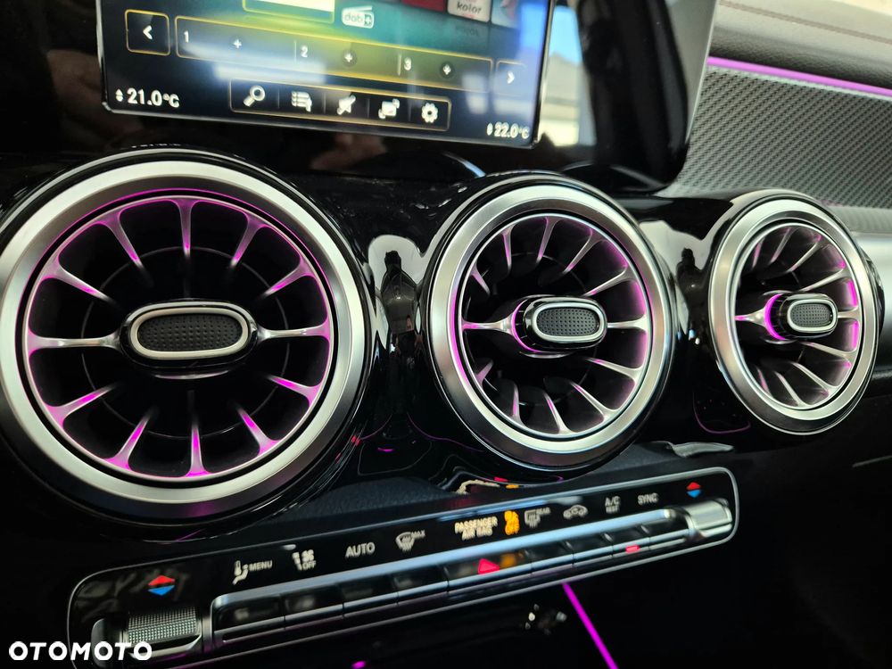 Mercedes-Benz GLB 220 d 4-Matic AMG Line 8G-DCT - 36