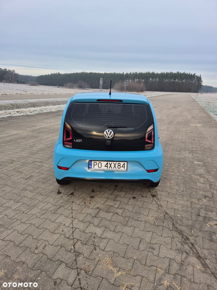 Volkswagen up! - 9