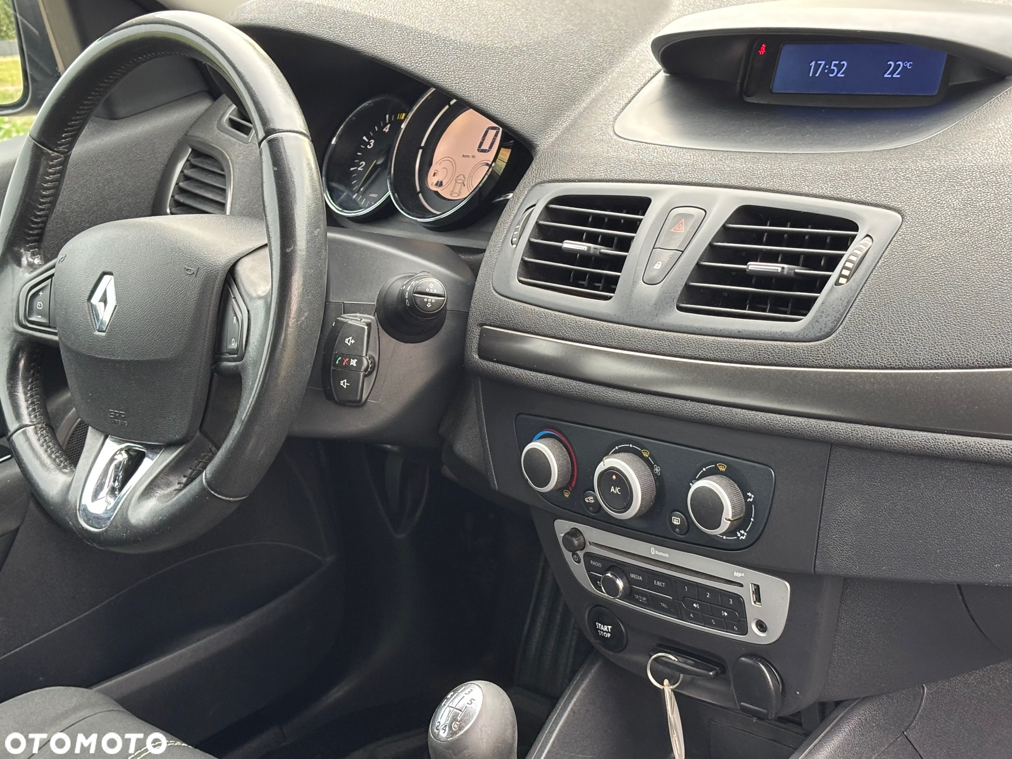 Renault Megane 1.5 dCi Business - 11