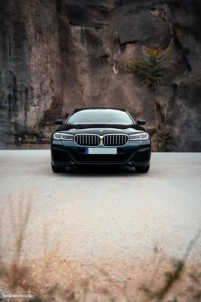 BMW 530 e Pack Desportivo M - 22