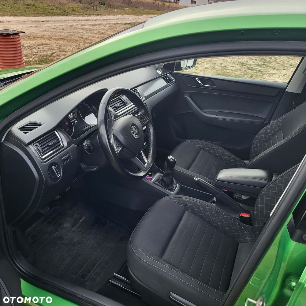 Skoda RAPID Spb 1.2 TSI Style - 9