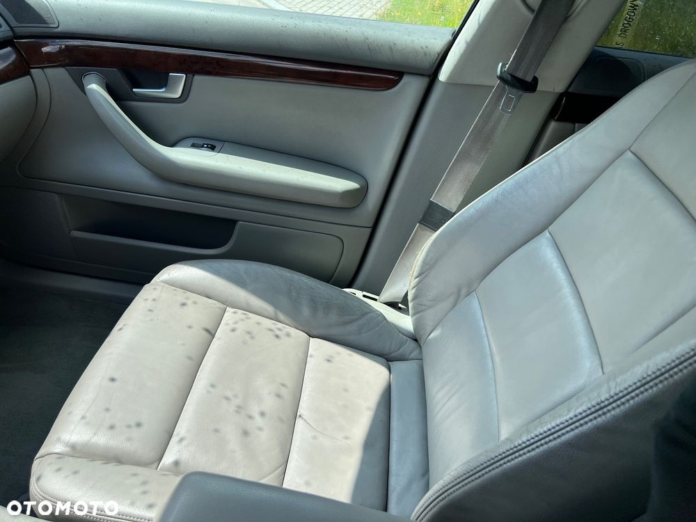 Audi A4 Avant 2.0 TDI - 16