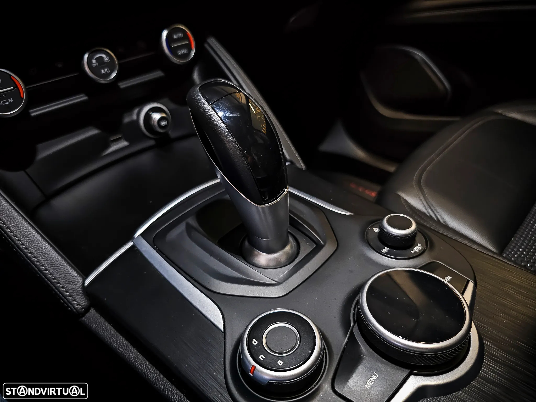 Alfa Romeo Stelvio 2.2 D Super AT8 - 24