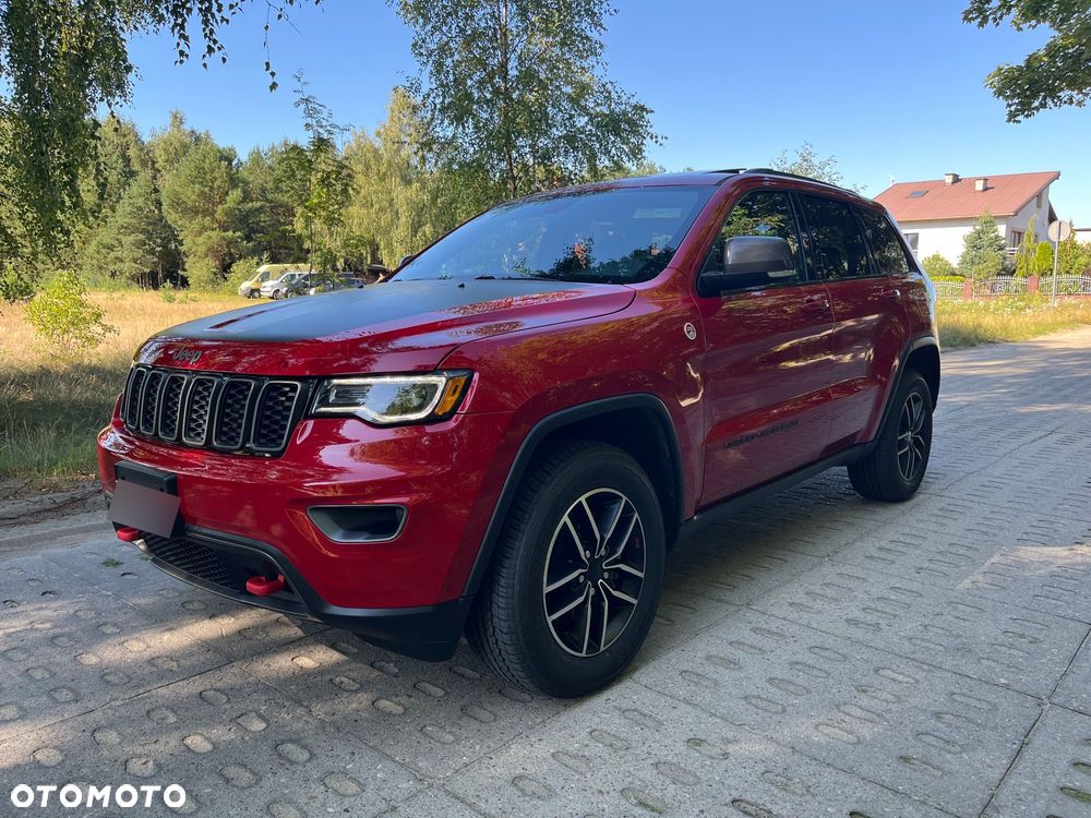Jeep Grand Cherokee - 1