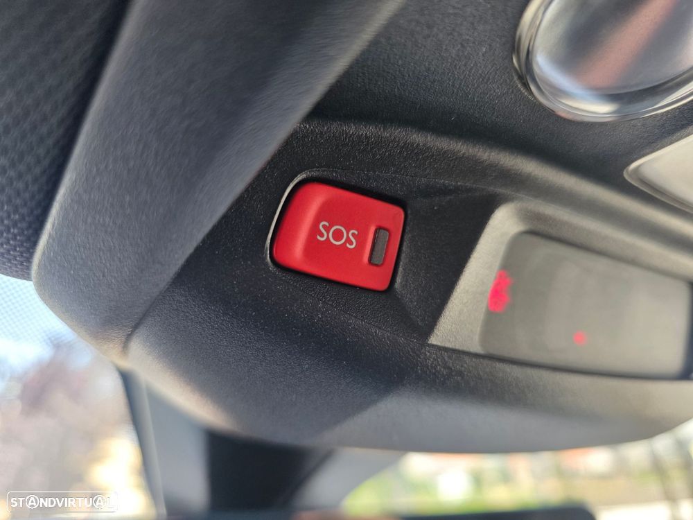Peugeot 3008 1.6 Hybrid GT e-EAT8 - 21
