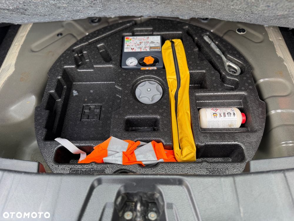 Nissan Qashqai 1.6 DCi Tekna+ - 10