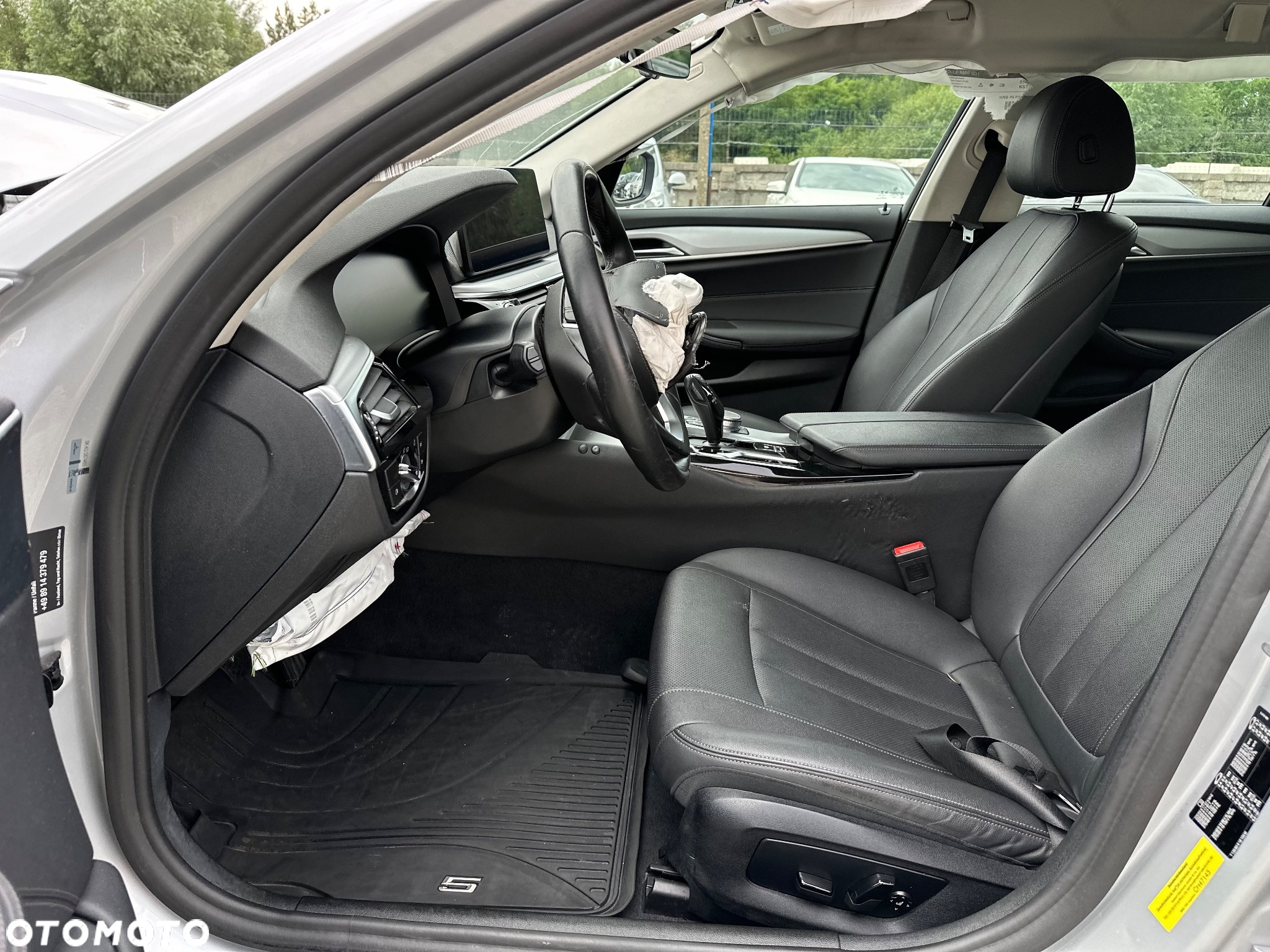 BMW Seria 5 530d Touring Luxury Line - 11