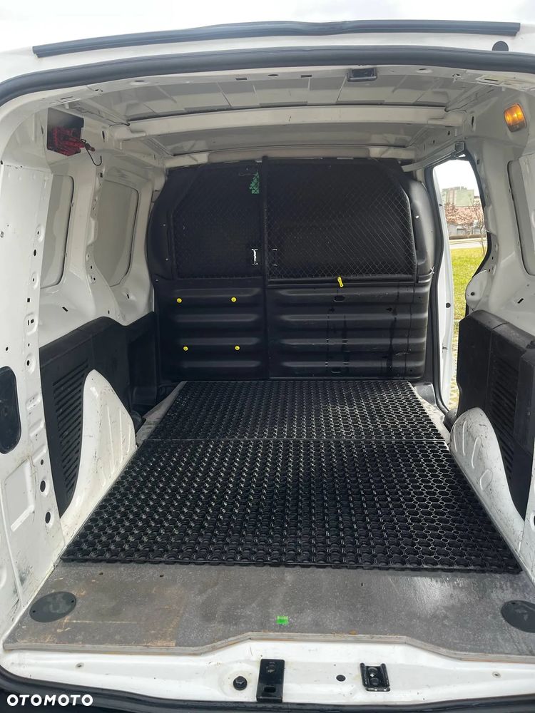 Peugeot Partner - 11