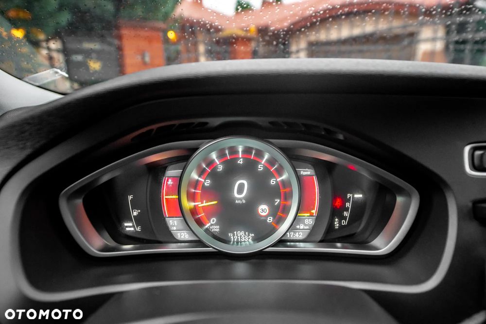 Volvo V40 Cross Country T4 AWD Drive-E Summum - 25