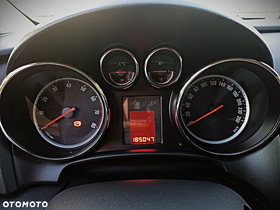 Opel Astra 1.4 Turbo Innovation - 19