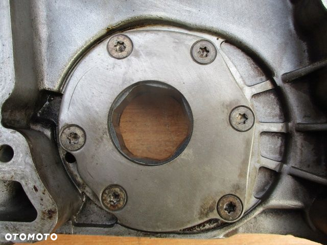 OPEL ASTRA II G CORSA B C 1.0 1.2 POMPA OLEJU OBUDOWA ROZRZĄDU 90570200 - 8