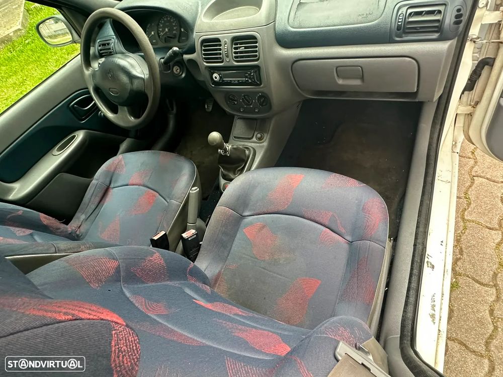Renault Clio 1.2 - 7
