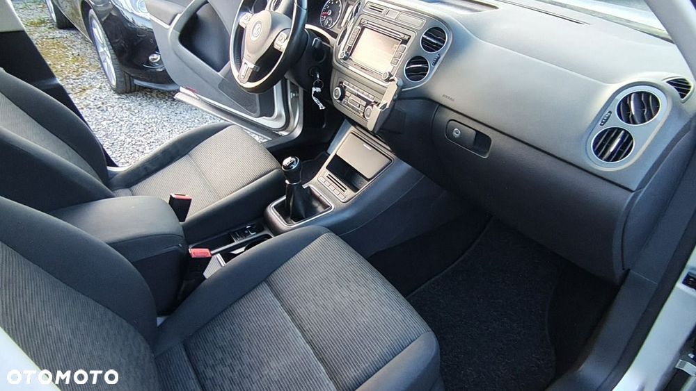 Volkswagen Tiguan - 19