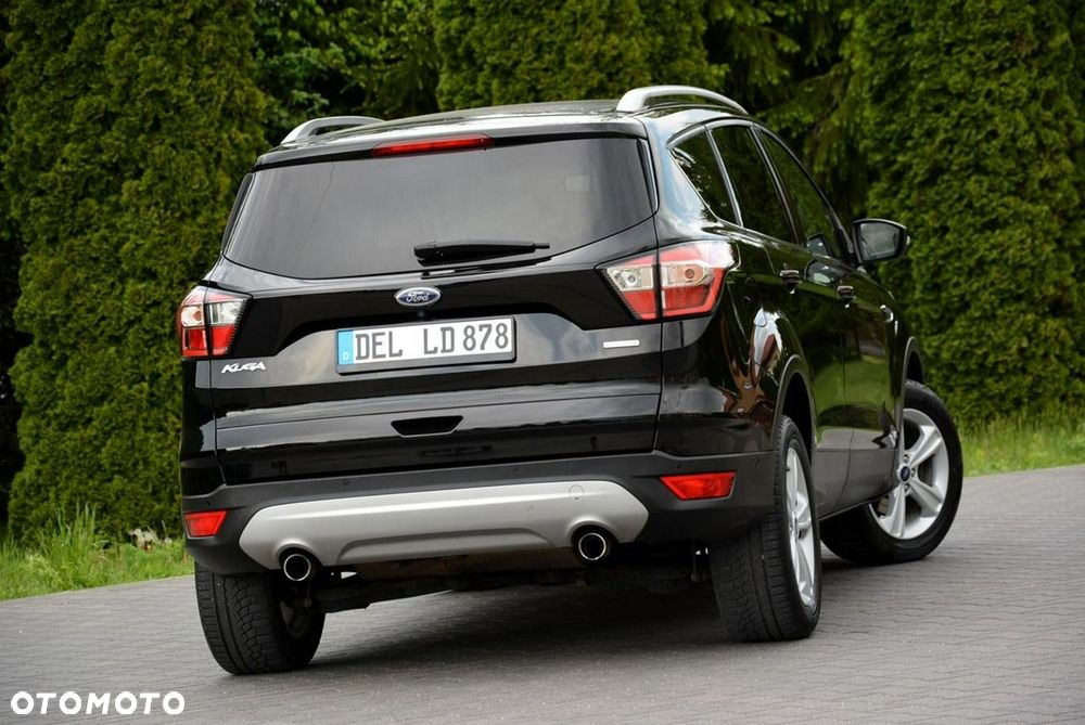 Ford Kuga 1.5 EcoBoost 2x4 Titanium - 13