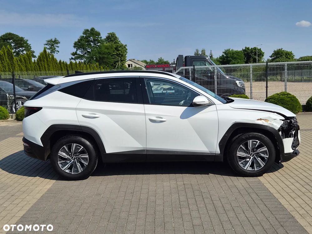 Hyundai Tucson - 8
