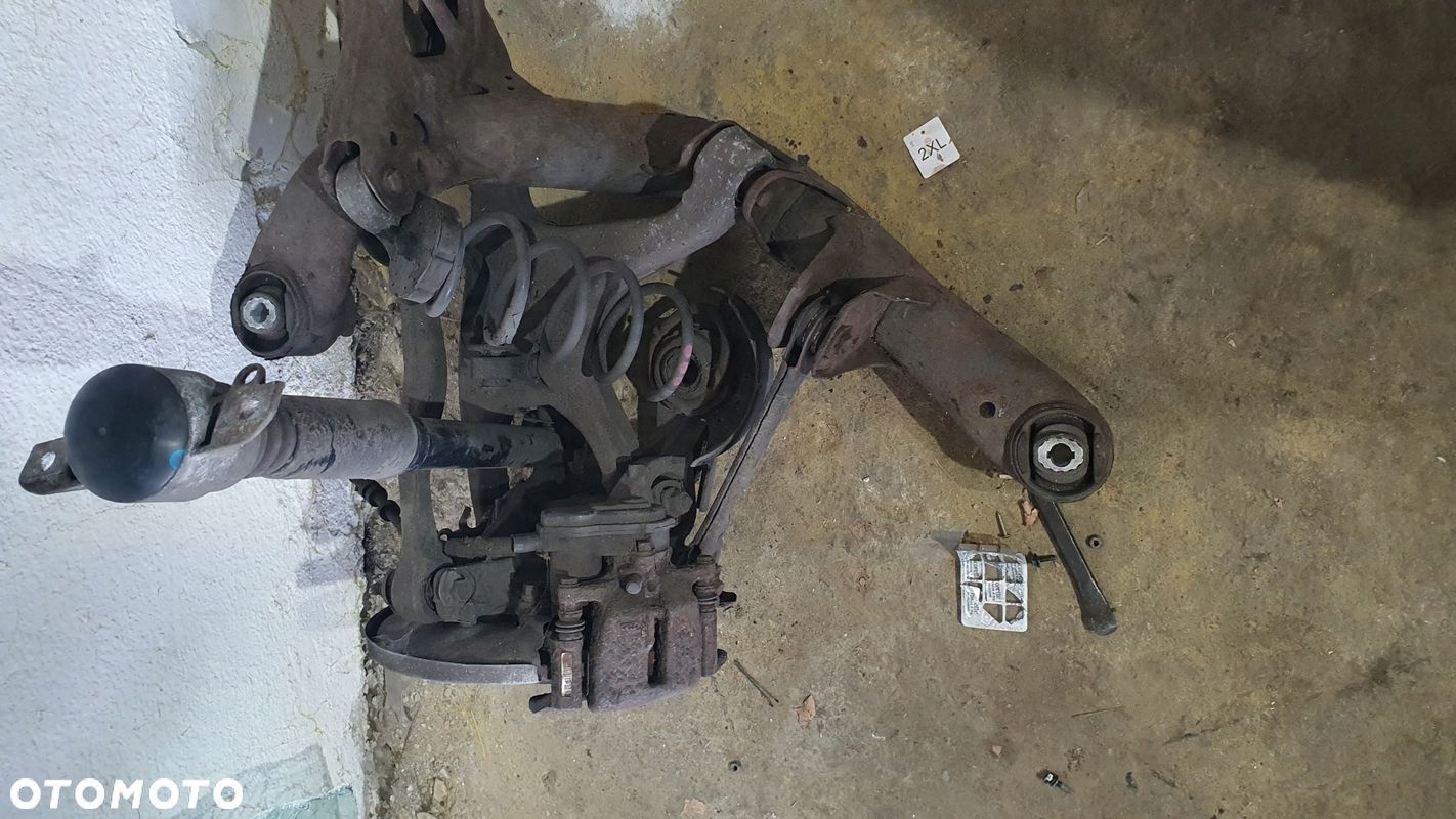 Audi A4 B8 8K0 07- 2.0 tdi sedan zawieszenie tylne zwrotnica lewa prawa - 1