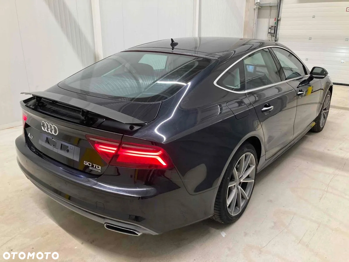 Audi A7 4G S-line Sportback kompletny tył klapa lampy zderzak pas LY9T 38km - 2