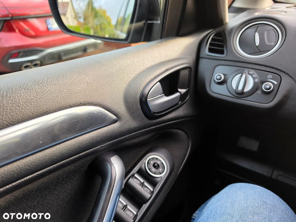 Ford S-Max - 16