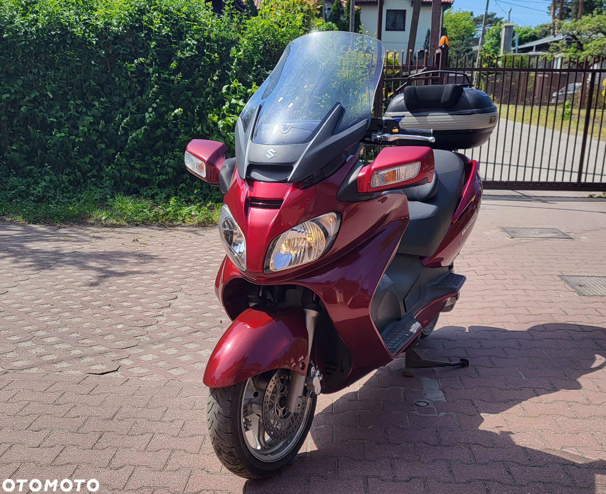 Suzuki Burgman - 1