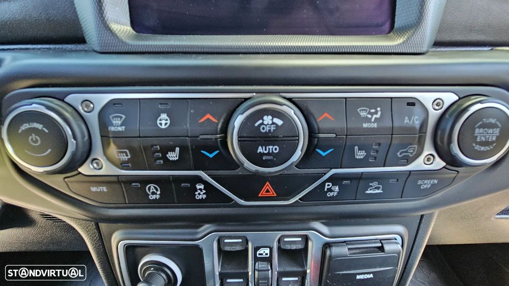 Jeep Gladiator 3.0 CRD Overland AT8 - 14