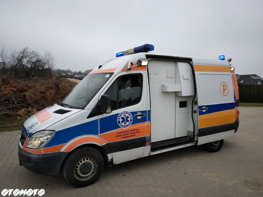 Mercedes-Benz Sprinter - 9