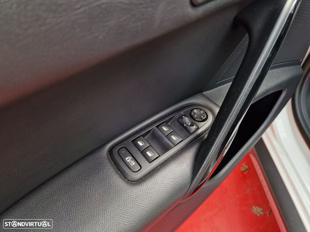 Peugeot 508 RXH 2.0 HDi Hybrid4 2-Tronic - 8