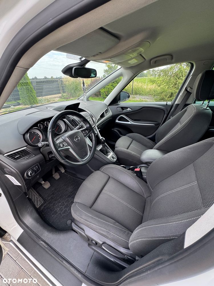 Opel Zafira - 6