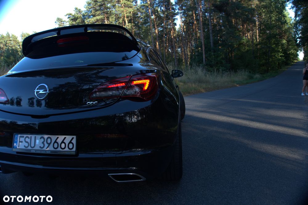Opel Astra OPC - 6
