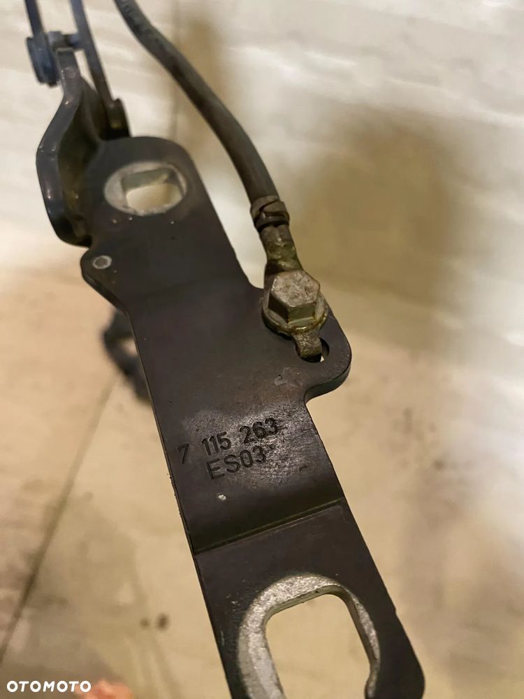Zawiasy maski BMW E90 E91 7115263 OE - 2