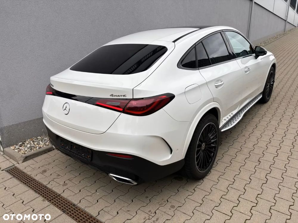 Mercedes-Benz GLC Coupe 220 d mHEV 4-Matic AMG Line - 8