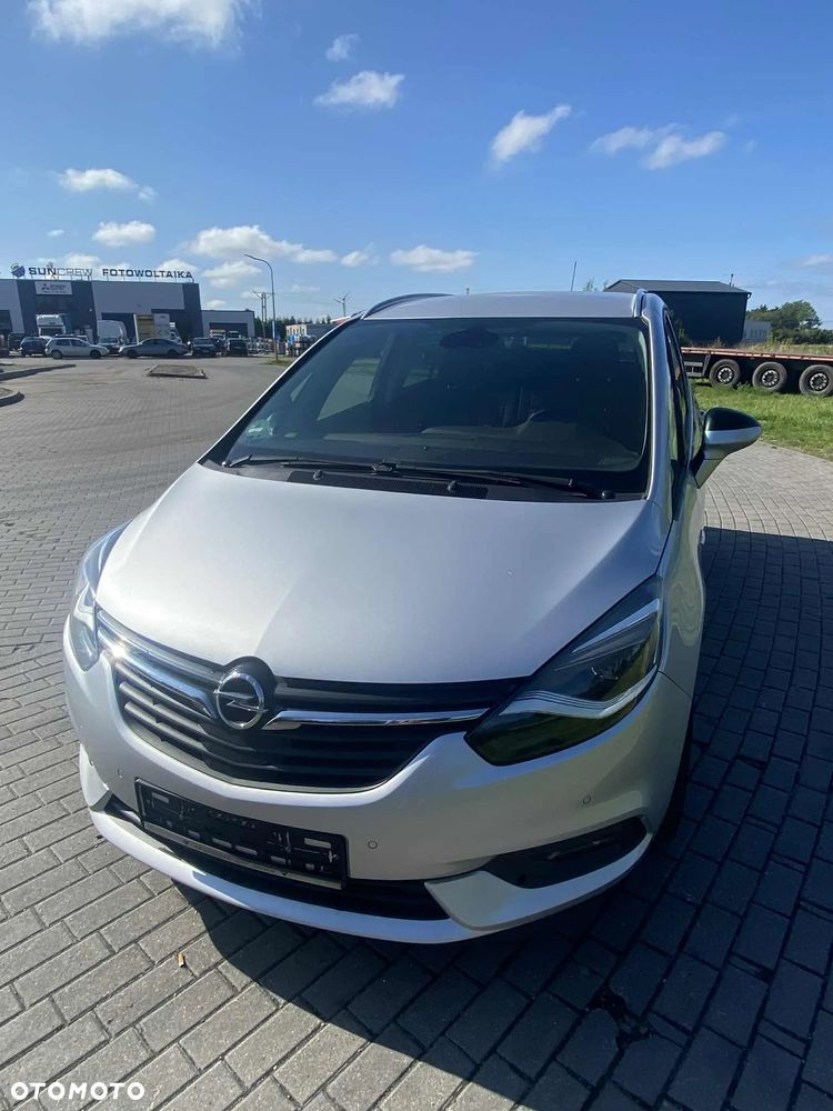 Opel Zafira - 3