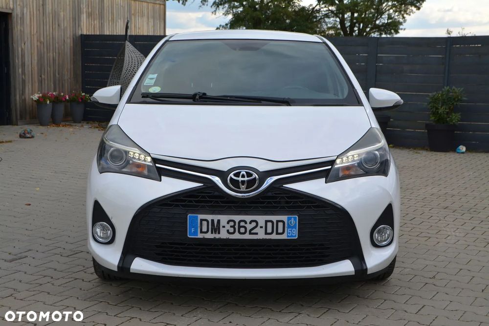 Toyota Yaris - 12