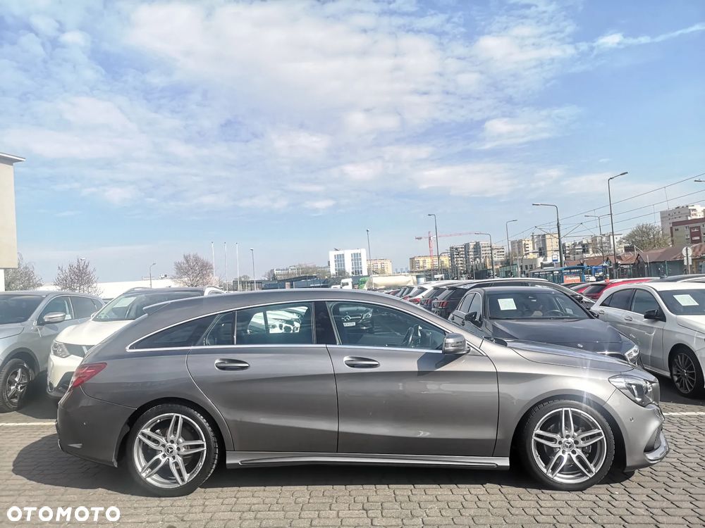 Mercedes-Benz CLA 180 7G-DCT AMG Line - 5