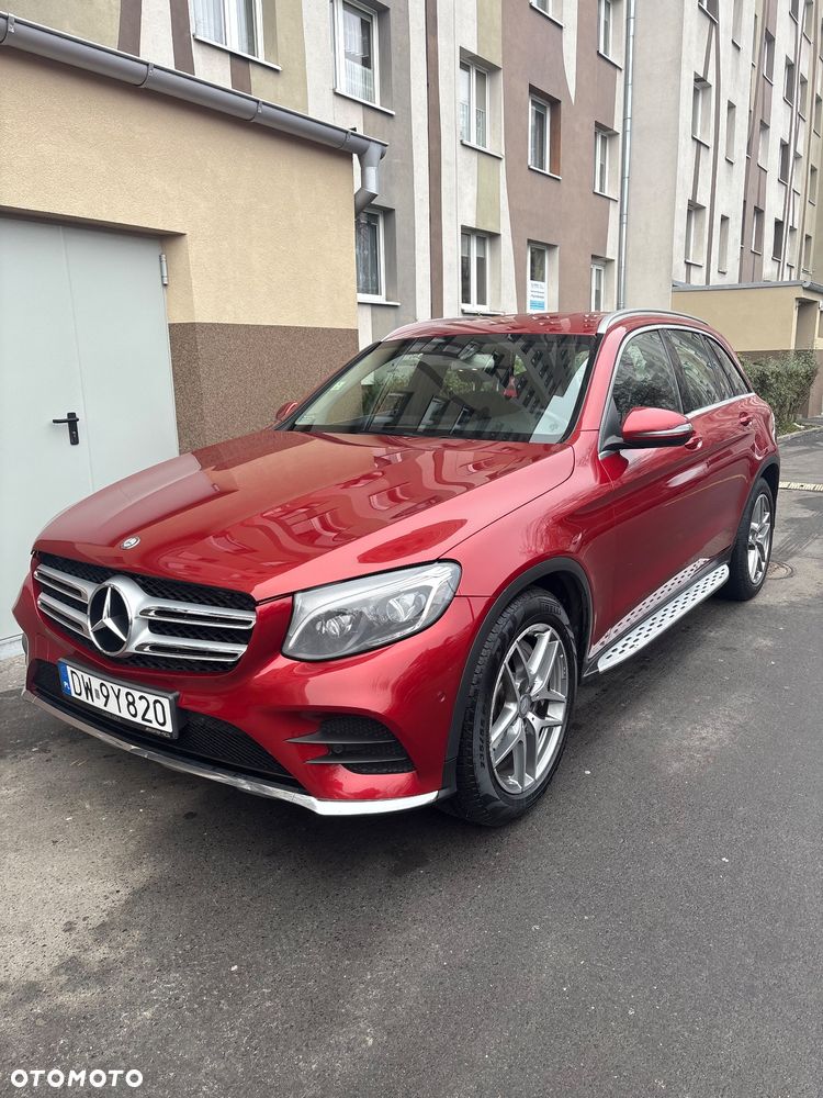 Mercedes-Benz GLC - 1