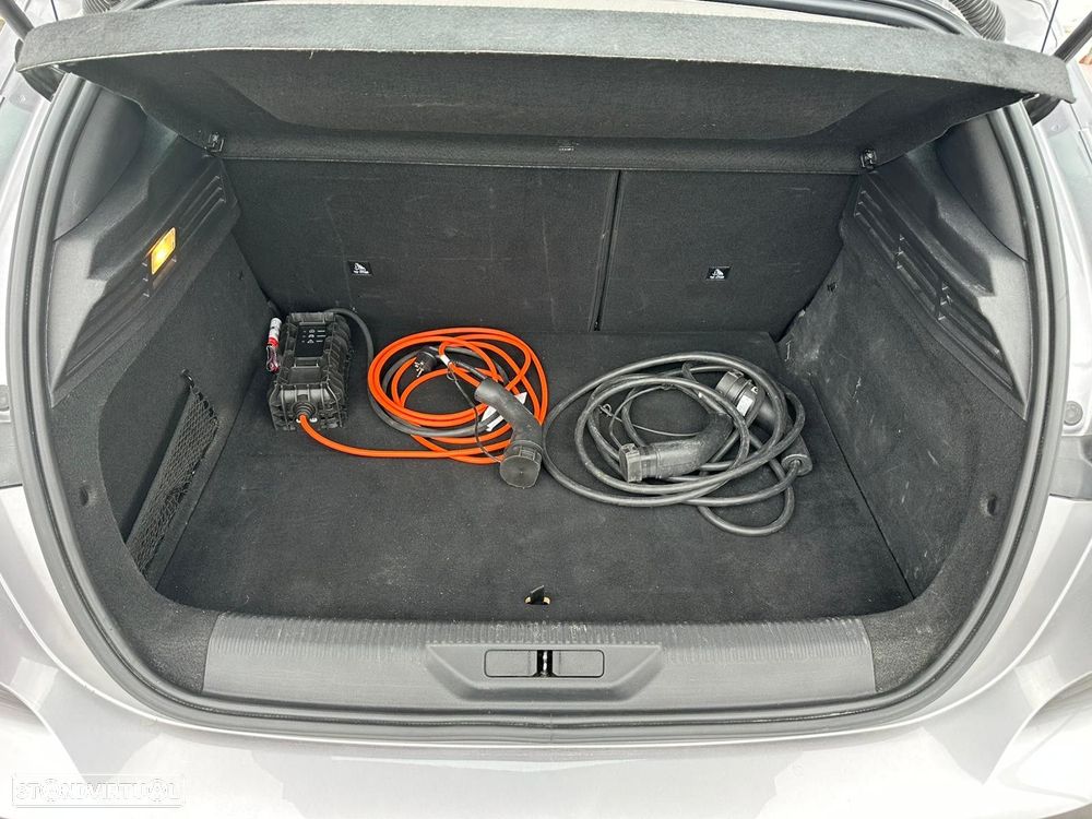 Peugeot 308 1.6 Hybrid Allure e-EAT8 - 9
