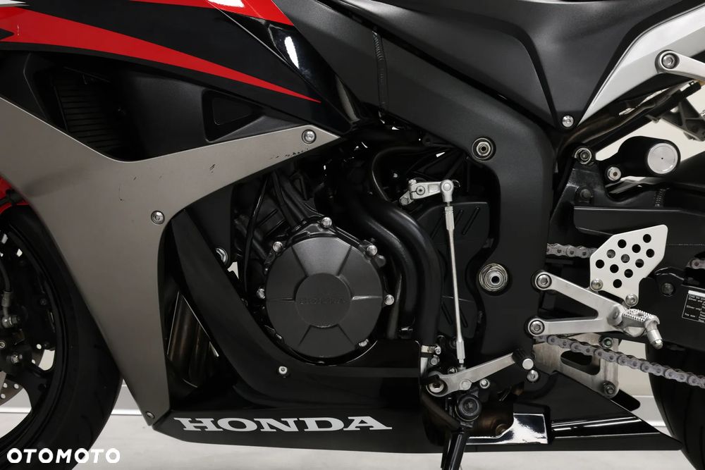 Honda CBR - 27