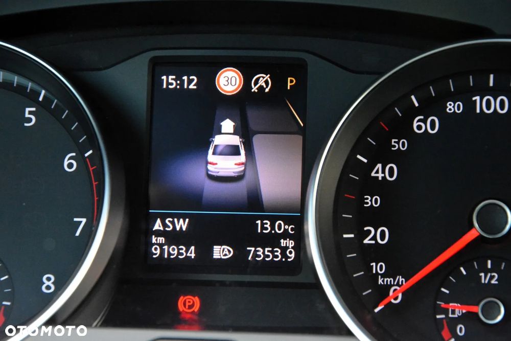 Volkswagen Passat 2.0 TSI Elegance DSG - 25