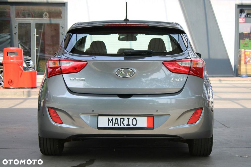 Hyundai i30 blue 1.4 Passion - 21