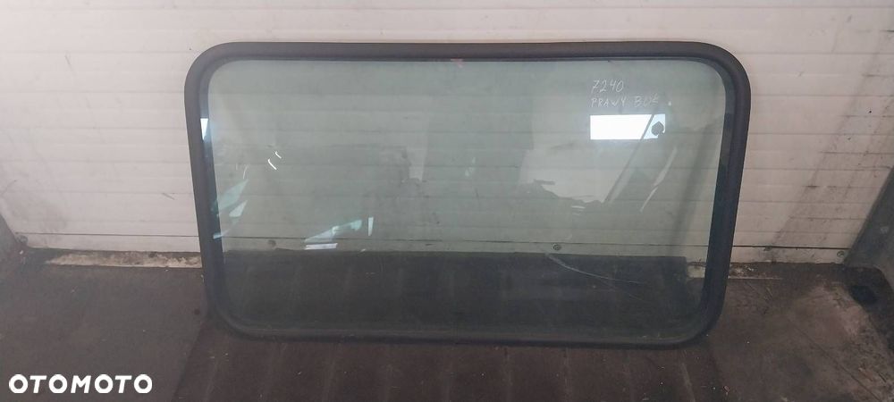 SZYBA DRZWI PRZESUWNYCH PRAWYCH PEUGEOT BOXER I LIFT MAZOWSZE 105X62 - 1