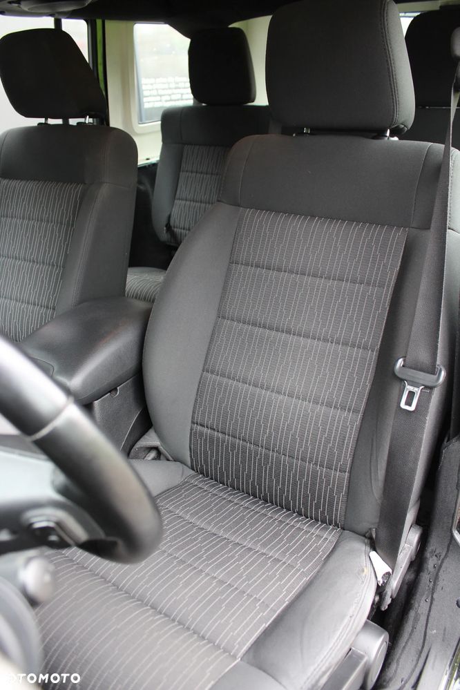 Jeep Wrangler 2.8 CRD Unlim Sport - 13