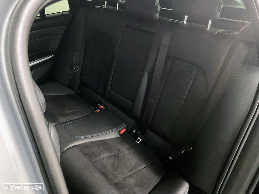 BMW 320 d Pack M Auto - 11