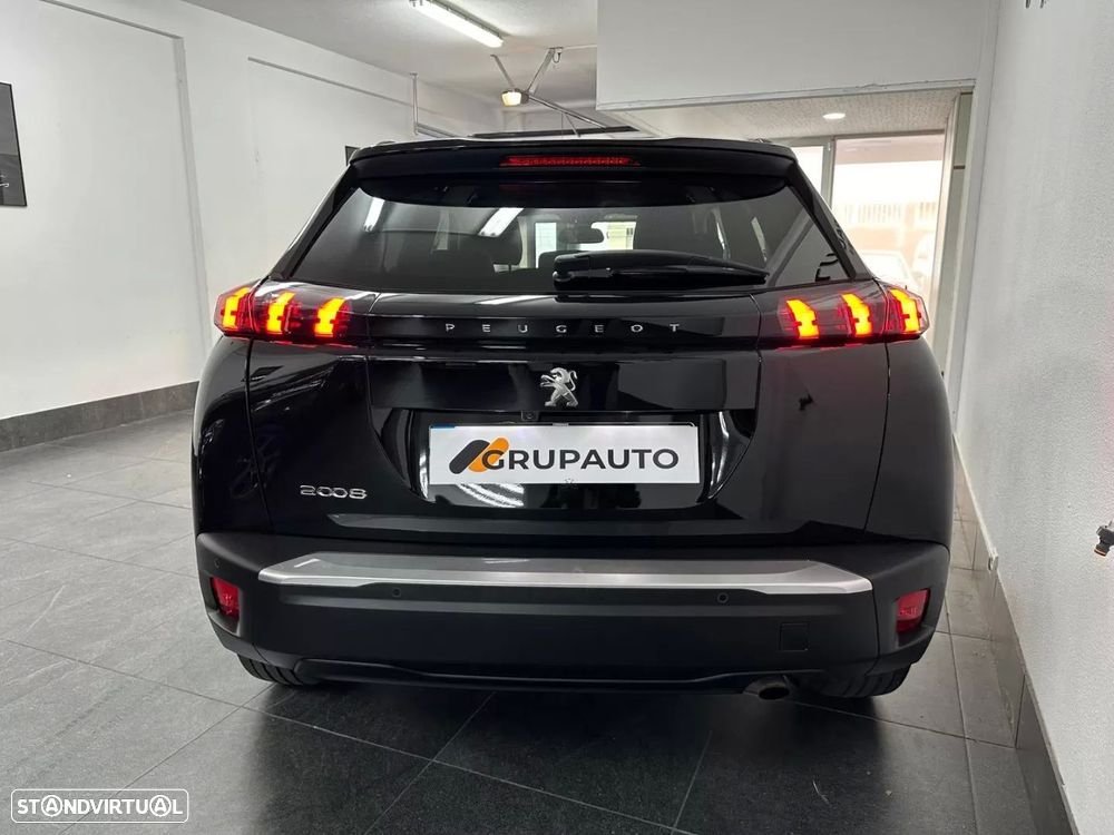 Peugeot 2008 BlueHDi 100 Allure - 4